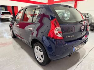 Dacia Sandero Laureate 1.2 16v 75 CV Dacia Sandero 1.2 16V gasolina, compacto, amplio y sencillo de mantener, ideal para ciudad, - Foto 10