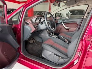 Ford Fiesta 5p Titanium 1.4 Aut. Ford Fiesta 1.4 Titanium automático, - Foto 10