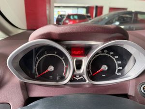 Ford Fiesta 5p Titanium 1.4 Aut. Ford Fiesta 1.4 Titanium automático, - Foto 9