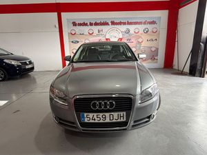Audi A4 2.0 Audi A4 2.0 gasolina 130 CV - Foto 2