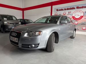 Audi A4 2.0 Audi A4 2.0 gasolina 130 CV - Foto 3