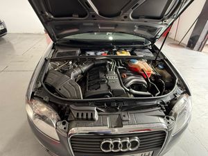 Audi A4 2.0 Audi A4 2.0 gasolina 130 CV - Foto 13