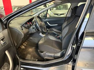 Peugeot 308 5p Premium 1.6 HDi 110 CV FAP Peugeot 308 1.6 HDi 110 FAP Premium - Foto 11