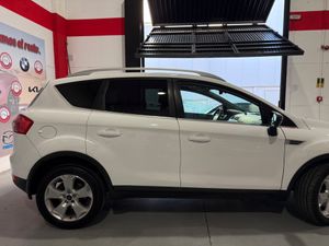 Ford Kuga Titanium S 2.0 TDCi 140 CV 4WD Ford Kuga 2.0 TDCi Titanium S 4WD, SUV diésel de 140 CV, amplio, - Foto 4