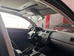 Volkswagen Golf 3p Highline 1.9 TDI 105 CV - Foto 10
