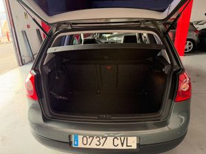 Volkswagen Golf 3p Highline 1.9 TDI 105 CV - Foto 5