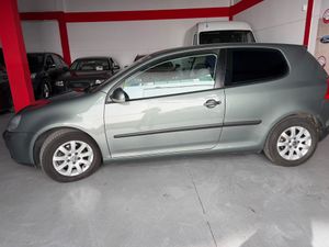 Volkswagen Golf 3p Highline 1.9 TDI 105 CV - Foto 6