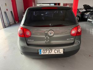 Volkswagen Golf 3p Highline 1.9 TDI 105 CV - Foto 4
