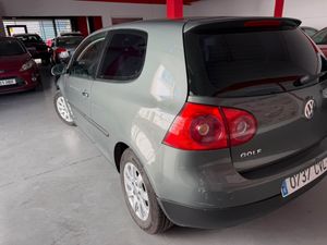 Volkswagen Golf 3p Highline 1.9 TDI 105 CV - Foto 7