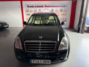SsangYong Rexton 270Xdi Limited - Foto 2