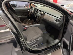 Peugeot 508 4p Active 2.0 HDi 140 Peugeot 508 Active 2.0 HDi de 140 CV - Foto 13