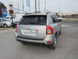 Jeep Compass 2.2 CRD Limited 4x4 163 CV  - Foto 8