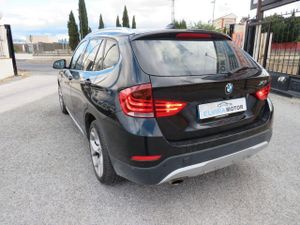 BMW X1 sDrive18d  - Foto 13