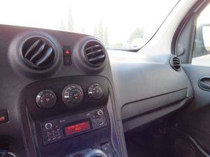 Mercedes Citan 110 CDI 70kW Furgon Base Largo  - Foto 17