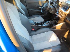 Peugeot e-208 Electrico GT Line  - Foto 10