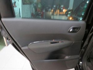 Peugeot 5008 Allure 1.6 BlueHDi 120 FAP  - Foto 17