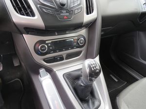 Ford Focus Sedan Trend 1.6 Ti-VCT 105 CV - Foto 17