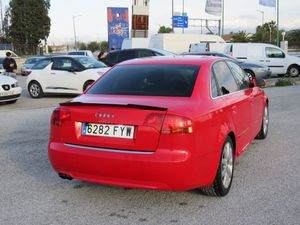 Audi A4 2.0 TDI 143CV - Foto 6