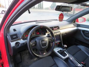 Audi A4 2.0 TDI 143CV - Foto 17