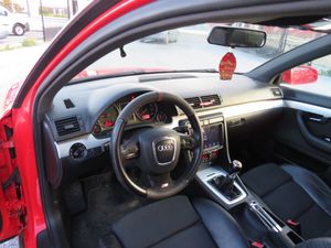 Audi A4 2.0 TDI 143CV - Foto 19