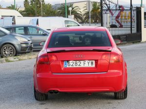 Audi A4 2.0 TDI 143CV - Foto 12