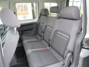 Volkswagen Caddy Beach 2.0 TDI BMT 102 CV DSG 6 vel. - Foto 12