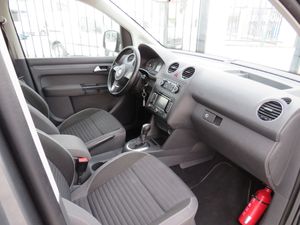 Volkswagen Caddy Beach 2.0 TDI BMT 102 CV DSG 6 vel. - Foto 20