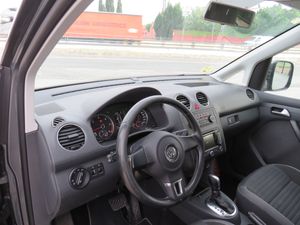 Volkswagen Caddy Beach 2.0 TDI BMT 102 CV DSG 6 vel. - Foto 15