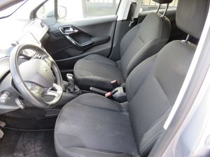 Peugeot 208 5p Tech Edition 1.6 BlueHDi 100 S&S - Foto 13