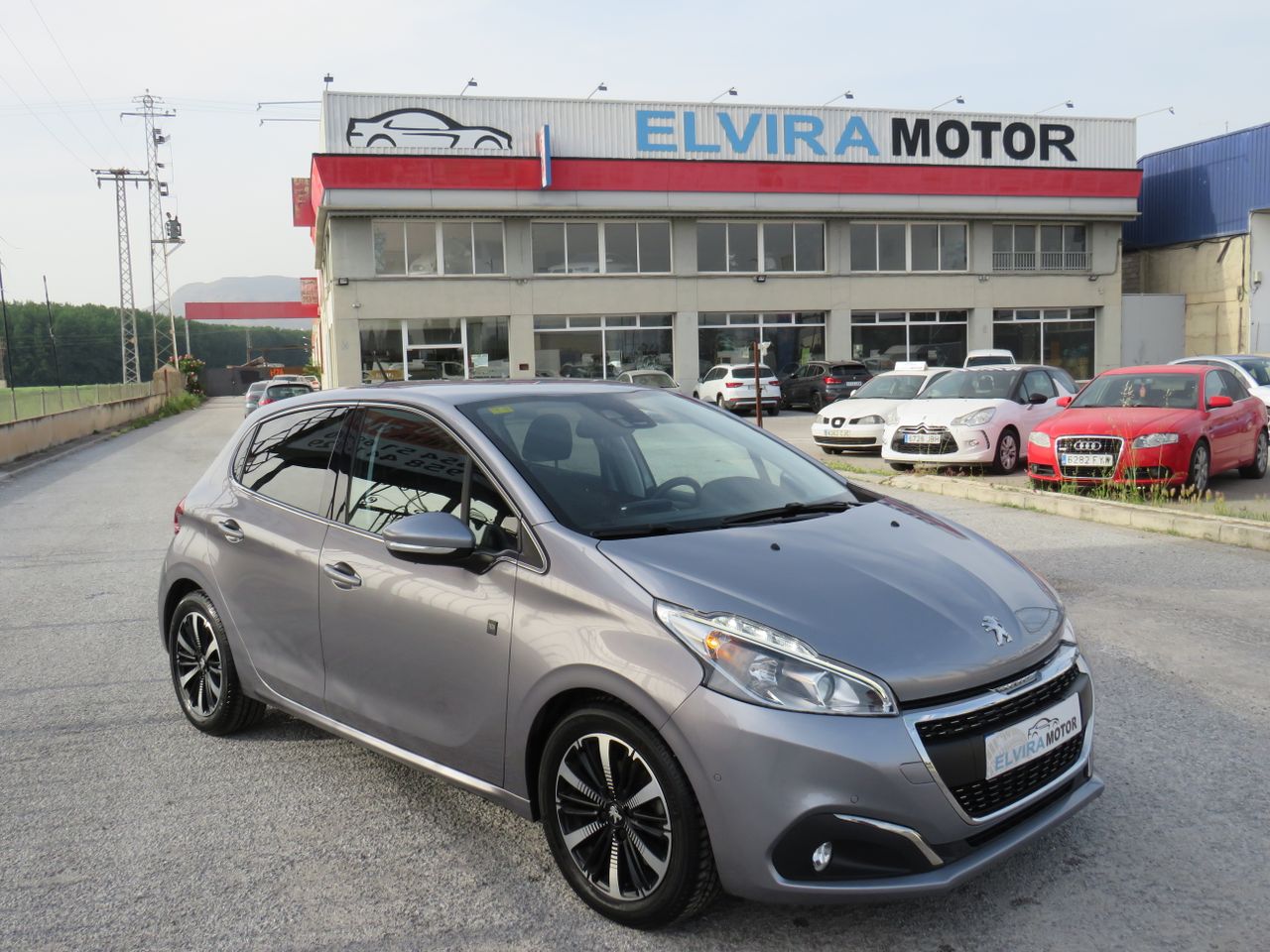 Peugeot 208 5p Tech Edition 1.6 BlueHDi 100 S&S - Foto 1