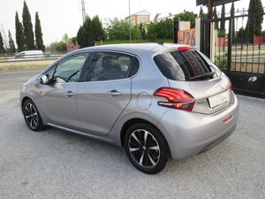 Peugeot 208 5p Tech Edition 1.6 BlueHDi 100 S&S - Foto 9