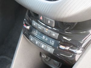 Peugeot 208 5p Tech Edition 1.6 BlueHDi 100 S&S - Foto 23