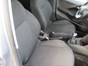 Peugeot 208 5p Tech Edition 1.6 BlueHDi 100 S&S - Foto 25