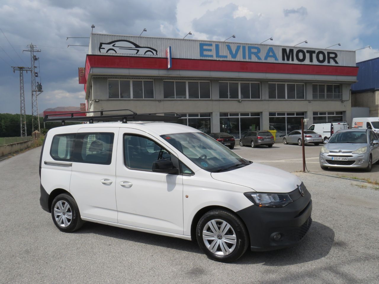 Volkswagen Caddy 2.0 tdi 122cv 4 motion - Foto 1