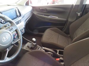 Hyundai Bayon 1.2 tgi 84cv - Foto 21
