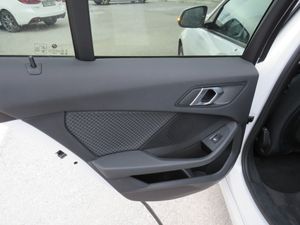BMW Serie 1 118i Aut. - Foto 23