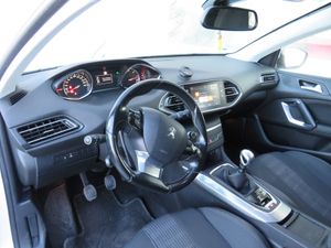 Peugeot 308 5p Allure 1.5 BlueHDi 130 S&S - Foto 28