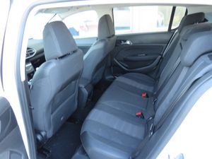 Peugeot 308 5p Allure 1.5 BlueHDi 130 S&S - Foto 30