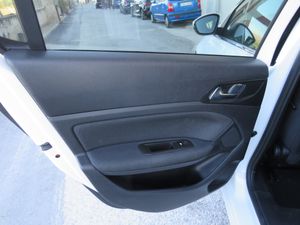 Peugeot 308 5p Allure 1.5 BlueHDi 130 S&S - Foto 33