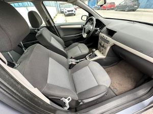 Opel Astra 1.4 16v Enjoy - Foto 10