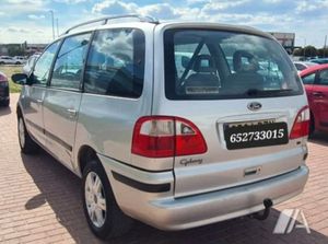 Ford Galaxy 1.9TDi Ghia 150 - Foto 3