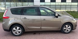 Renault Grand Scénic Scénic Grand 1.9dCi Family Edition 7pl. - Foto 5