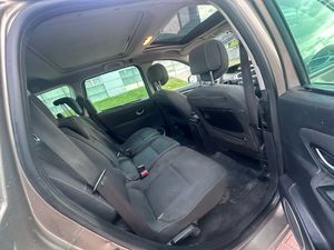 Renault Grand Scénic Scénic Grand 1.9dCi Family Edition 7pl. - Foto 7