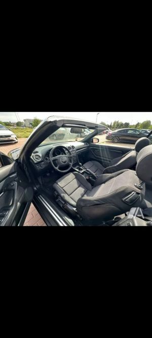 Audi A4 Descapotable  Manual de 2 Puertas - Foto 6