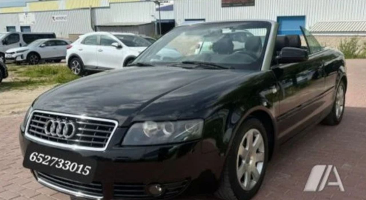 Audi A4 Descapotable  Manual de 2 Puertas - Foto 1