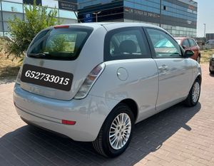 Lancia Ypsilon 1.2 8v Oro - Foto 7