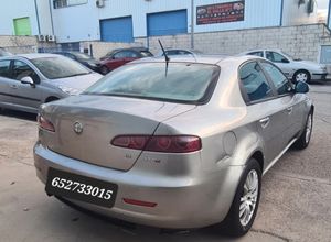 Alfa Romeo 159 1.9JTD Distinctive 150 - Foto 4