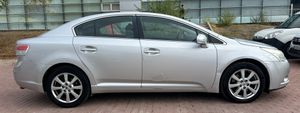Toyota Avensis 2.2D-4D Active - Foto 5