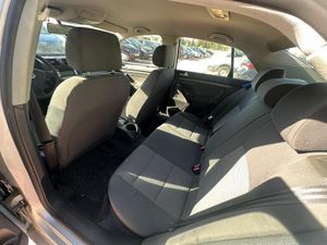 Volkswagen Jetta 1.6 Trendline - Foto 8