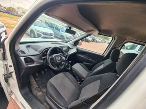 Fiat Doblò Panorama 1.6Mjt Lounge 70kW - Foto 10